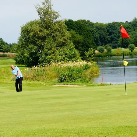 Sport- Und Tagungshotel De Poort ホテル