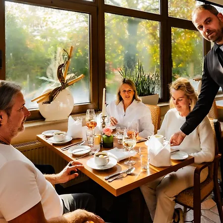 Sport- Und Tagungshotel De Poort 4*