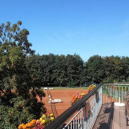 Sport- Und Tagungshotel De Poort
