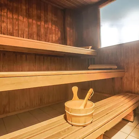 Sport- Und Tagungshotel De Poort ホテル 4*