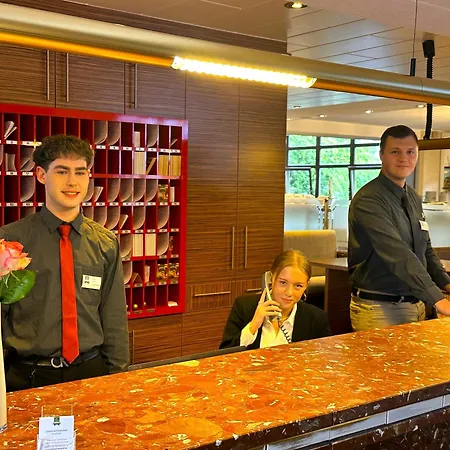 Sport- Und Tagungshotel De Poort