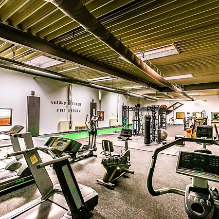 Sport- Und Tagungshotel De Poort
