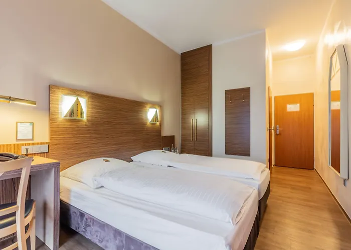 Sport- Und Tagungshotel De Poort 4*
